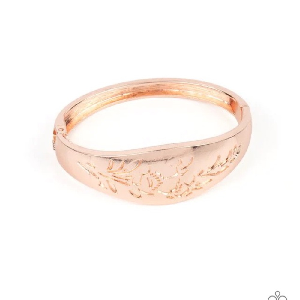 3 $5 items for $10 Fond of Florals Bracelet